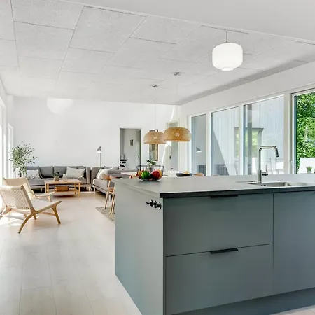 Adrian - 500m From The Sea By Interhome