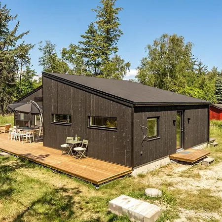 Adrian - 500m From The Sea By Interhome *